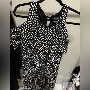 Jessica Howard Black and White Dot Cold-Shoulder Dress